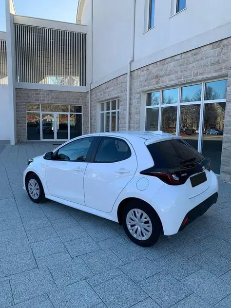 Toyota Yaris, photo 3